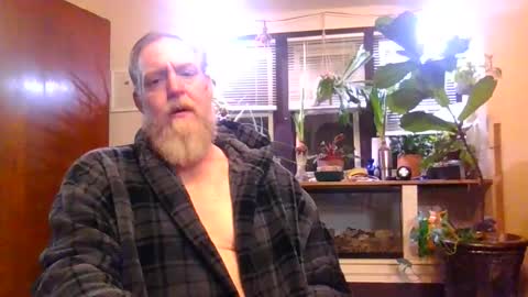 moeblick online show from 11/24/25, 11:54