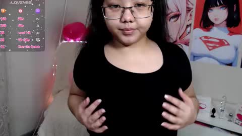 Molly online show from 02/18/25, 03:53