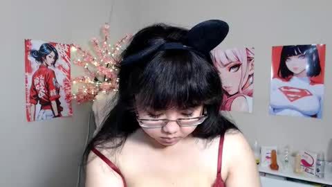 Molly online show from 11/26/25, 03:07