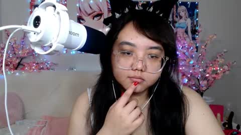 Molly online show from 07/29/26, 05:27