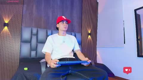 Snapshot of mohamed_malik chatting on 05/08/26, 11:04 mohamed_malik online show from 05/08/26, 11:04