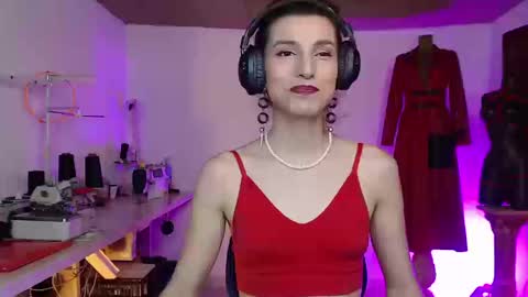 moira_hot online show from 09/17/25, 07:59