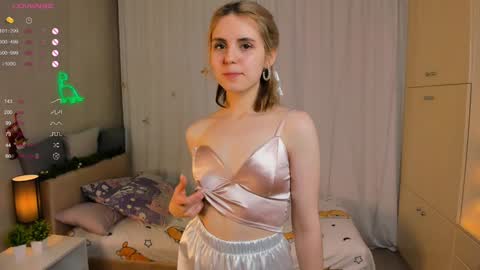 Laura online show from 01/25/25, 01:10