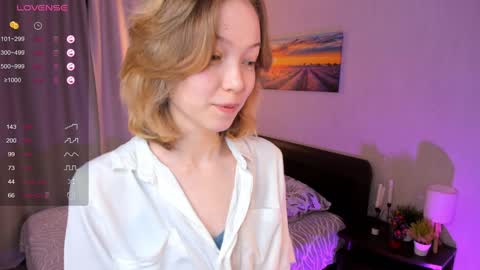 Laura online show from 01/28/25, 11:06