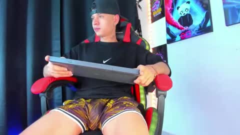 moises_23cm online show from 12/13/24, 07:32