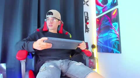 moises_23cm online show from 02/02/25, 03:17