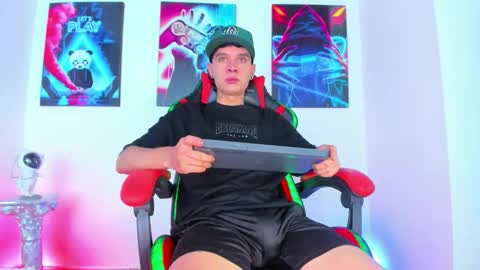 moises_23cm online show from 09/19/25, 03:19