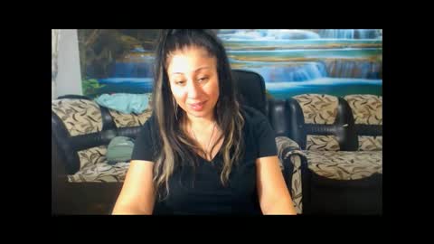 moistmady online show from 11/10/25, 02:38