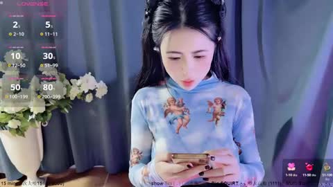 Snapshot of moli666 chatting on 12/31/24, 03:23 Alice online show from 12/31/24, 03:23