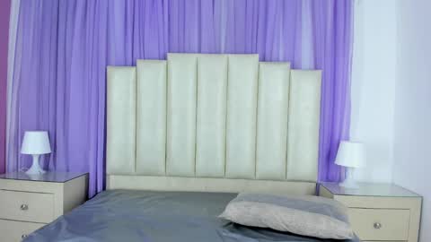 Hey Guys  Im Mollie online show from 12/07/24, 11:40