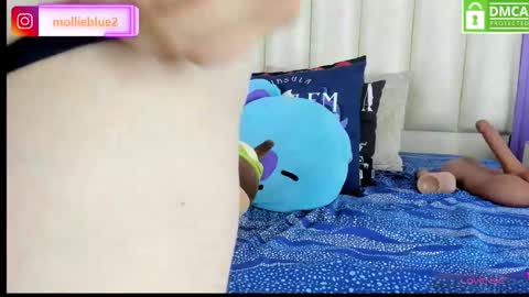 Hey Guys  Im Mollie online show from 12/13/24, 04:38