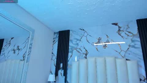 Hey Guys  Im Mollie online show from 07/17/26, 11:50