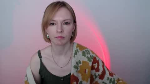 mollilove online show from 05/16/26, 06:43