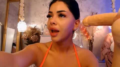 Snapshot of mollistone chatting on 11/14/25, 07:29 Moly online show from 11/14/25, 07:29