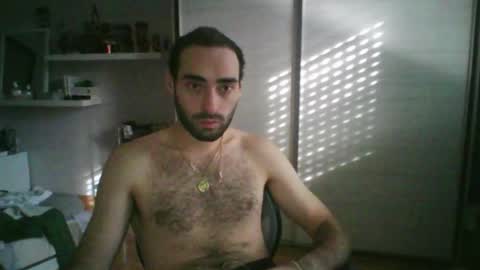 Snapshot of mollo20 chatting on 10/12/25, 02:05 mollo20 online show from 10/12/25, 02:05