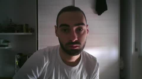 Snapshot of mollo20 chatting on 10/30/25, 08:38 mollo20 online show from 10/30/25, 08:38