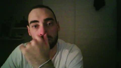 Snapshot of mollo20 chatting on 10/30/25, 09:26 mollo20 online show from 10/30/25, 09:26