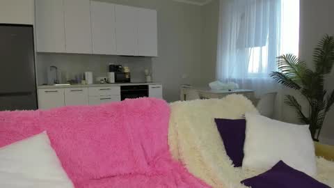 Sima online show from 11/19/25, 08:36