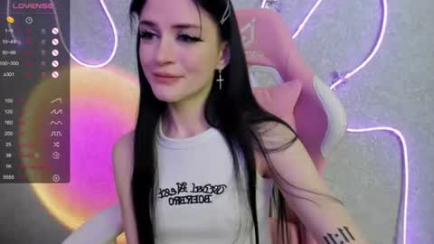 Molly - online show from 07/27/26, 02:18