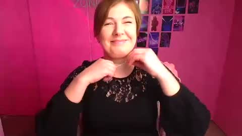 Molly online show from 10/19/25, 11:55