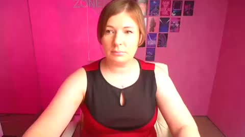 Molly online show from 11/26/25, 12:50