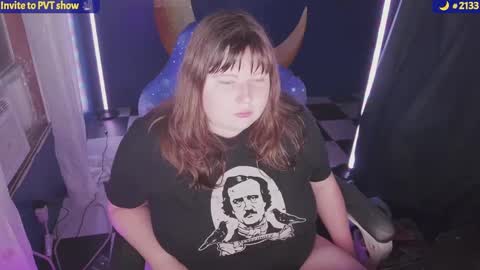 Snapshot of molly_moons chatting on 09/09/25, 03:39 molly_moons online show from 09/09/25, 03:39