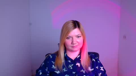 Molly online show from 02/01/25, 09:21
