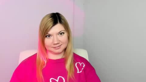 Molly online show from 02/05/25, 12:49