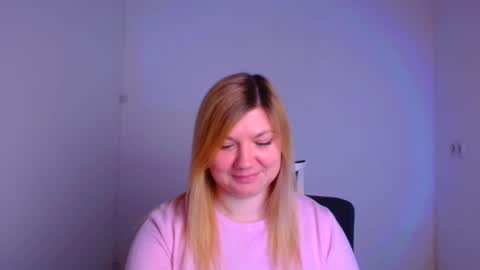 Molly online show from 02/10/25, 12:29