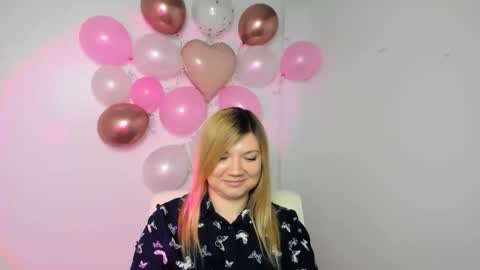 Molly online show from 02/14/25, 03:58