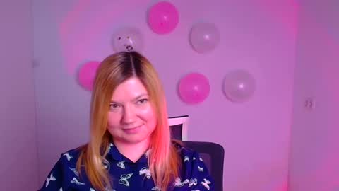 Molly online show from 02/15/25, 09:27
