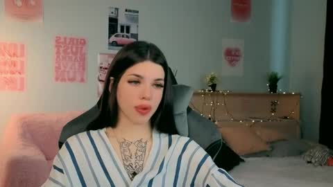Snapshot of molly_rettyy chatting on 05/08/26, 04:29 Molly online show from 05/08/26, 04:29