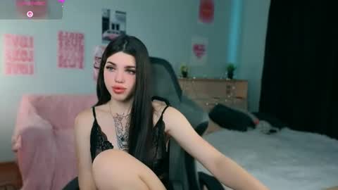 Molly online show from 07/09/26, 04:16
