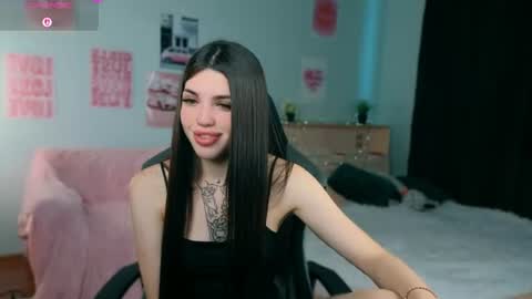 Molly online show from 07/10/26, 04:17