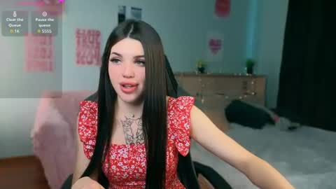 Molly online show from 07/20/26, 10:39