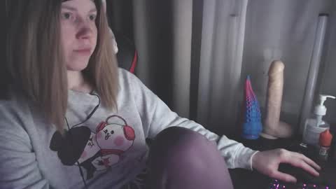 I have new photos come and see with love Molly online show from 01/05/25, 08:10