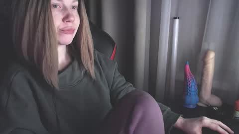 I have new photos come and see with love Molly online show from 01/18/25, 06:03