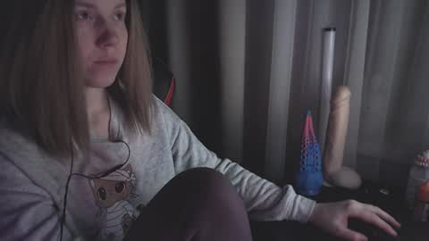 I have new photos come and see with love Molly online show from 02/06/25, 11:58