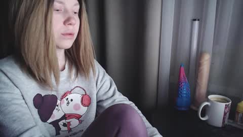 I have new photos come and see with love Molly online show from 03/02/25, 10:48