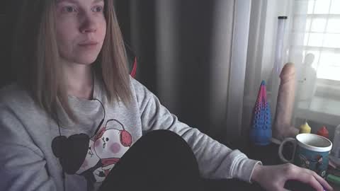I have new photos come and see with love Molly online show from 03/12/25, 02:23