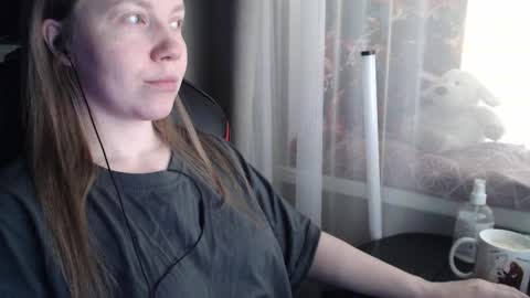 I have new photos come and see with love Molly online show from 02/28/26, 08:26