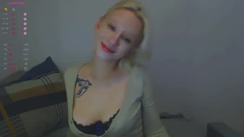 lo online show from 11/23/25, 03:01