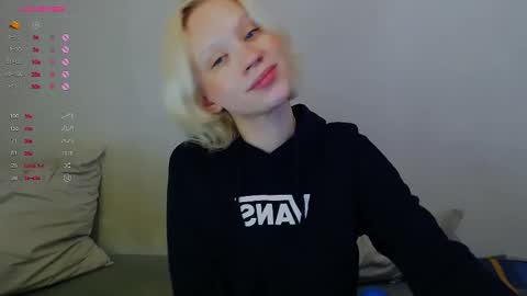 lo online show from 12/15/25, 03:38
