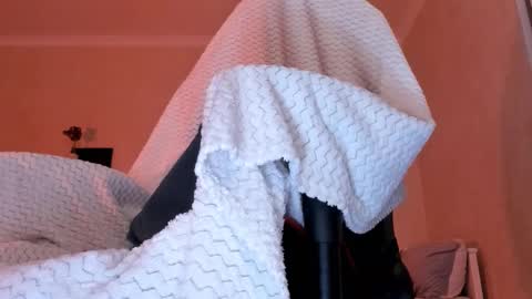 Snapshot of molly_soft chatting on 09/15/25, 02:44 Molly online show from 09/15/25, 02:44