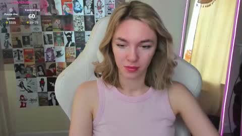 Molly online show from 09/20/25, 02:01