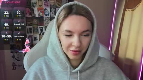 Molly online show from 10/25/25, 01:57