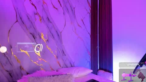 New girl Emily Valentina  Michelle online show from 11/18/25, 04:39