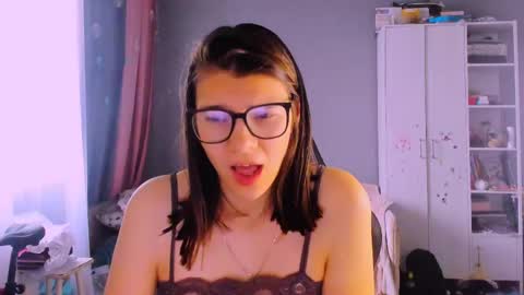  KIRA  online show from 05/29/26, 05:27