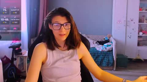  KIRA  online show from 06/04/26, 03:45