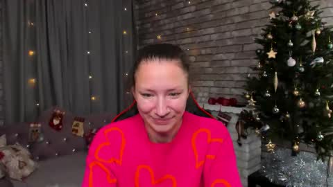 Snapshot of mollynay chatting on 12/19/25, 12:17 hi im Molly heregreat boobs big heart warm pussy online show from 12/19/25, 12:17